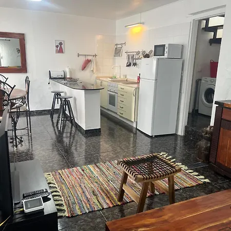 Maison Bord De Calypso